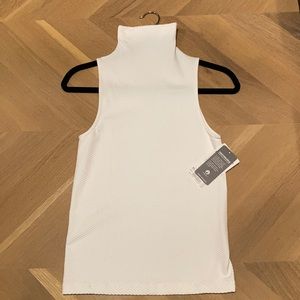 Athleta sleeveless mock turtleneck.